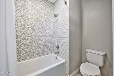 22220 N 34th Place, Phoenix, AZ 85050 - Photo 33