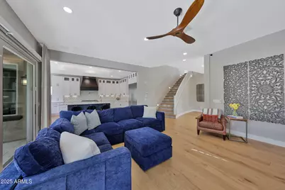 22220 N 34th Place, Phoenix, AZ 85050 - Photo 9