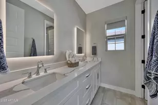 22220 N 34th Pl, Phoenix, AZ 85050 - Photo 31