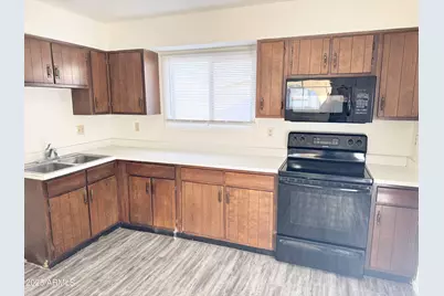 4520 W Hatcher Road, Glendale, AZ 85302 - Photo 13