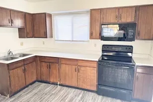 4520 W Hatcher Rd, Glendale, AZ 85302 - Photo 13