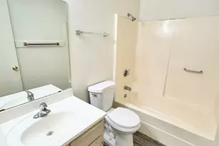 4520 W Hatcher Rd, Glendale, AZ 85302 - Photo 29