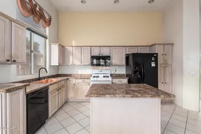 6881 W Pontiac Drive, Glendale, AZ 85308 - Photo 19