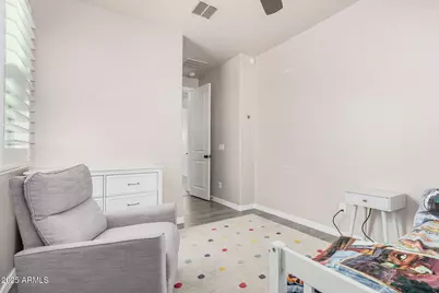 836 E Gary Lane, Phoenix, AZ 85042 - Photo 23