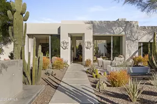 6124 N Camelback Manor Dr, Paradise Valley, AZ 85253 - Photo 1