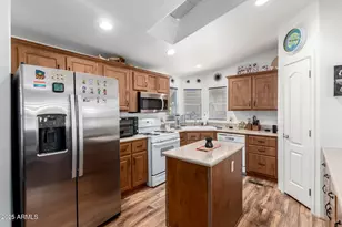 16225 N 29th St, Phoenix, AZ 85032 - Photo 11