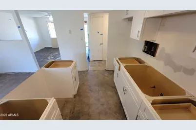 1607 N 62nd Avenue, Phoenix, AZ 85035 - Photo 5