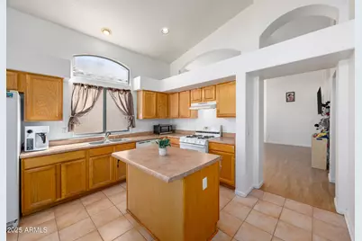 3408 E Rockwood Drive, Phoenix, AZ 85050 - Photo 9