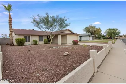 7120 W Sunnyslope Lane, Peoria, AZ 85345 - Photo 3