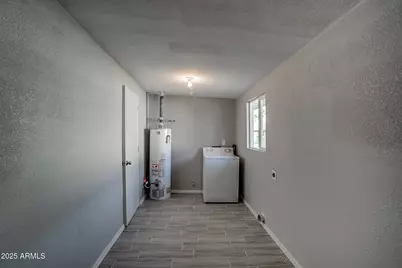 4249 W Townley Avenue, Phoenix, AZ 85051 - Photo 35