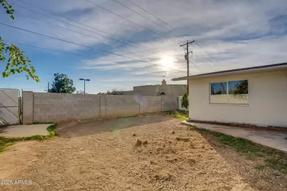 4249 W Townley Avenue, Phoenix, AZ 85051 - Photo 37