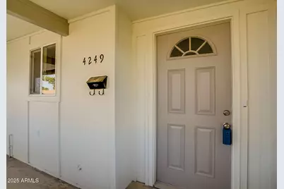 4249 W Townley Avenue, Phoenix, AZ 85051 - Photo 5