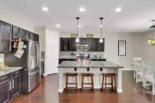 1866 E Ravenswood Dr E, Gilbert, AZ 85298 - Photo 7