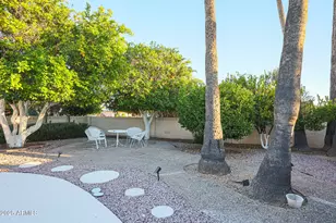 10832 W Saratoga Cir, Sun City, AZ 85351 - Photo 33