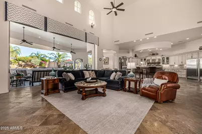 20 E Oakwood Hills Drive, Chandler, AZ 85248 - Photo 3