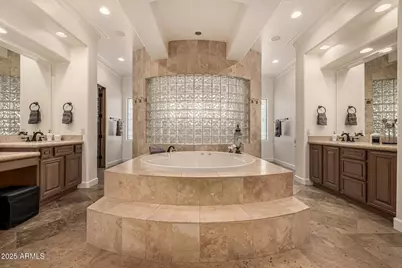 20 E Oakwood Hills Drive, Chandler, AZ 85248 - Photo 33