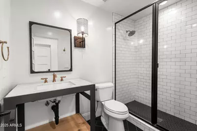 4021 E Hazelwood Street, Phoenix, AZ 85018 - Photo 29