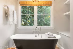 4021 E Hazelwood St, Phoenix, AZ 85018 - Photo 17