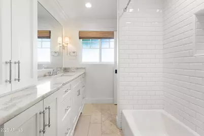 4021 E Hazelwood Street, Phoenix, AZ 85018 - Photo 21