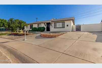 4713 E Hidalgo Avenue, Phoenix, AZ 85040 - Photo 5