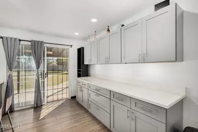 4713 E Hidalgo Avenue, Phoenix, AZ 85040 - Photo 15