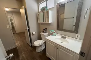 10960 N 67th Ave, Glendale, AZ 85304 - Photo 25