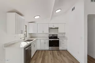 2125 W Highland Ave, Phoenix, AZ 85015 - Photo 13