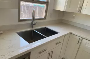 2125 W Highland Ave, Phoenix, AZ 85015 - Photo 25