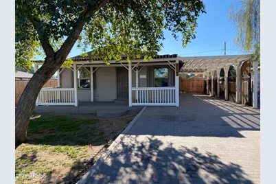 2125 W Highland Avenue, Phoenix, AZ 85015 - Photo 1