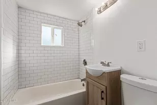 2125 W Highland Ave, Phoenix, AZ 85015 - Photo 17