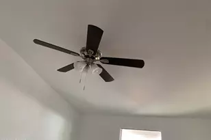 2125 W Highland Ave, Phoenix, AZ 85015 - Photo 15