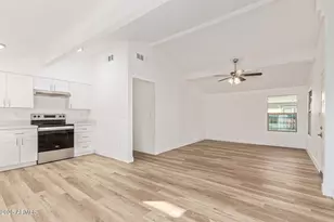 2125 W Highland Ave, Phoenix, AZ 85015 - Photo 11