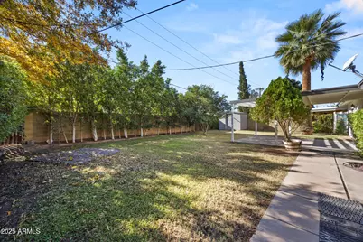 1825 E Medlock Drive, Phoenix, AZ 85016 - Photo 51