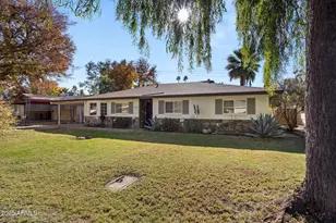 1825 E Medlock Dr, Phoenix, AZ 85016 - Photo 3