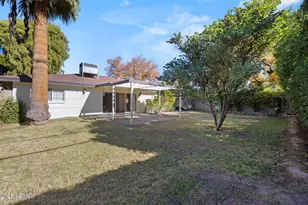 1825 E Medlock Dr, Phoenix, AZ 85016 - Photo 55