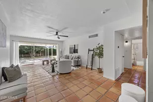 1825 E Medlock Dr, Phoenix, AZ 85016 - Photo 29