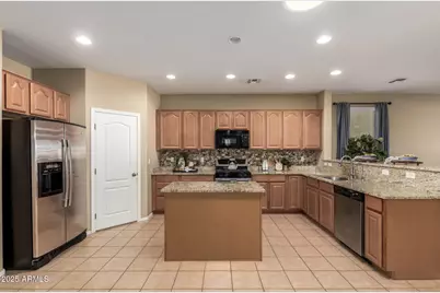 119 S 172nd Drive, Goodyear, AZ 85338 - Photo 7