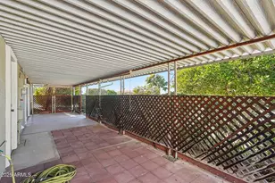 11146 W Jacaranda Dr, Sun City, AZ 85373 - Photo 33