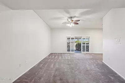 11146 W Jacaranda Drive, Sun City, AZ 85373 - Photo 7