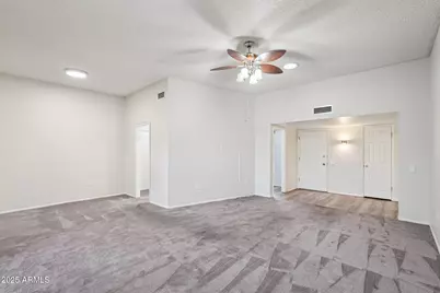 11146 W Jacaranda Drive, Sun City, AZ 85373 - Photo 9