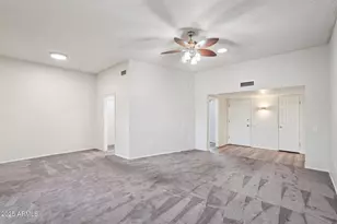 11146 W Jacaranda Dr, Sun City, AZ 85373 - Photo 9