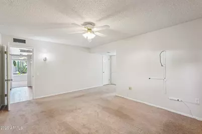 11146 W Jacaranda Drive, Sun City, AZ 85373 - Photo 17