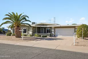 11146 W Jacaranda Dr, Sun City, AZ 85373 - Photo 3