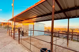 42710 W Hwy 60 --, Morristown, AZ 85342 - Photo 31