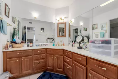 10023 W Pleasant Valley Road, Sun City, AZ 85351 - Photo 17