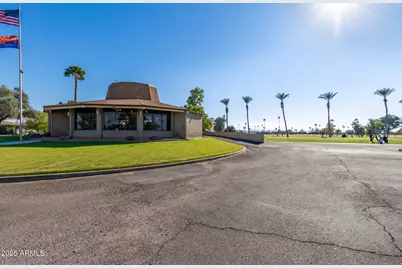 10023 W Pleasant Valley Road, Sun City, AZ 85351 - Photo 29