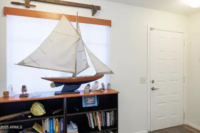 445 E Providence Drive, Casa Grande, AZ 85122 - Photo 7