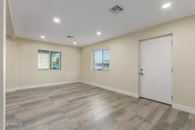 2749 W Montecito Avenue, Phoenix, AZ 85017 - Photo 3