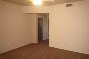 20660 N 40th St, Phoenix, AZ 85050 - Photo 11