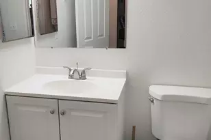 461 W Holmes Ave, Mesa, AZ 85210 - Photo 13